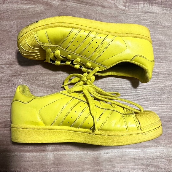 Adidas Pharrell Williams Superstar Canary Yellow Shell Toe Unisex Sneakers - Picture 6 of 9